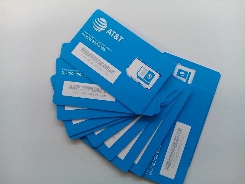 Tarjetas SIM de AT&T México fotografiadas en 2016