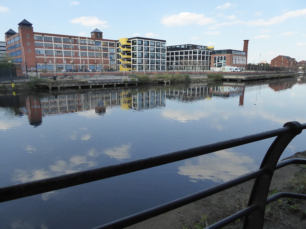 Complexo Soapworks em Salford, antiga sede da TalkTalk e sede da PlatformX, fotografado em 2020